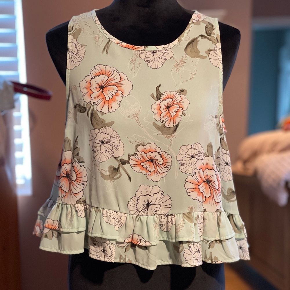 Altar'd State mint green floral size small sleeveless babydoll top.